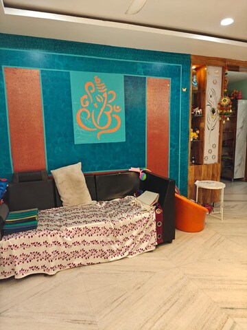 Bedroom in 3 BHK Builder Floor at BPTP Parkland Pride, Sector 77 – for Sale