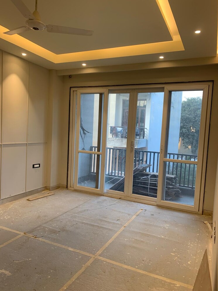 Room, hong-kong-bazaar 4 Bedroom 2700 Sq.Ft. Builder Floor In Sector 57 Gurgaon 8180417