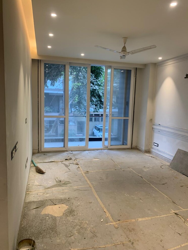 Room, hong-kong-bazaar 4 Bedroom 2700 Sq.Ft. Builder Floor In Sector 57 Gurgaon 8180417