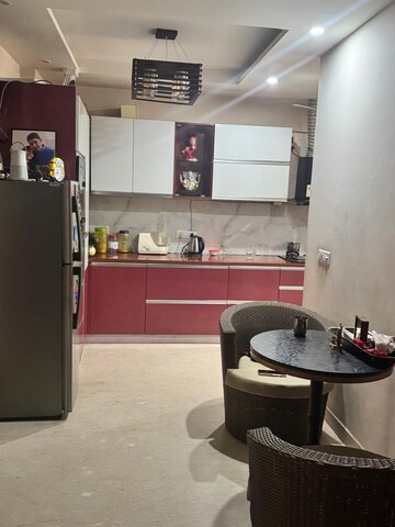 Team Area in 3 BHK Builder Floor at SS Aaron Ville, Sector 48 – for Rent