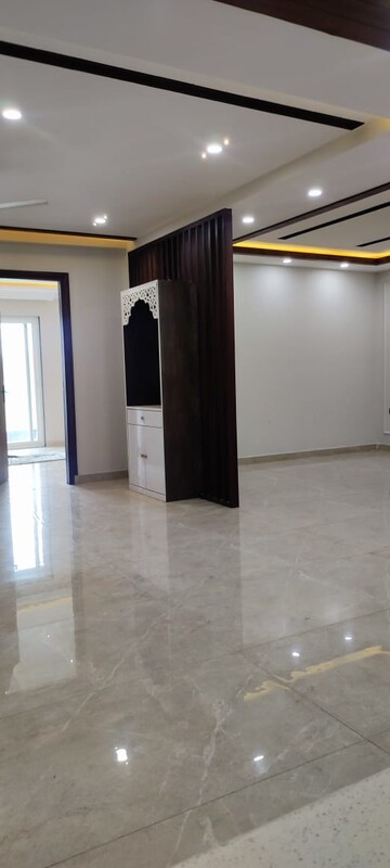 Room in 3 BHK Builder Floor at Fidato Honour Homes, Sector 89 – for Sale