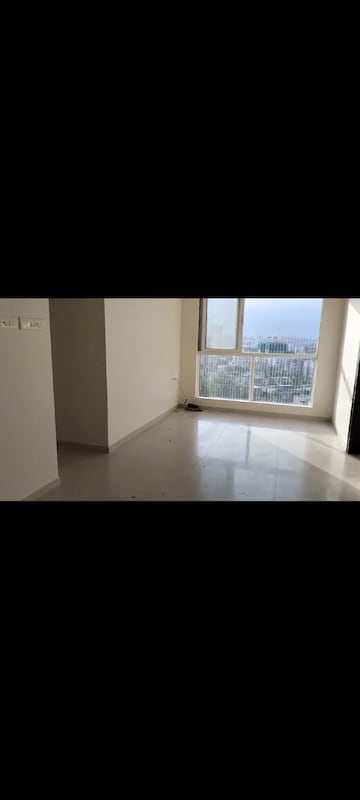 2 BHK Apartment For Rent in Dosti Oro 67 Kandivali West Mumbai  8180427