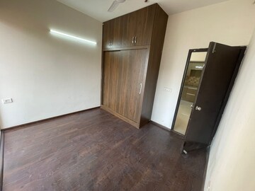 Room in 3 BHK Apartment at Mahagun Mywoods, Sector 16c Greater Noida – for Rent