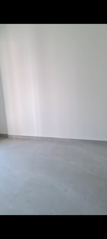 Room in 2 BHK Apartment at Vaibhavlaxmi East Syde, Ghatkopar East – for Rent