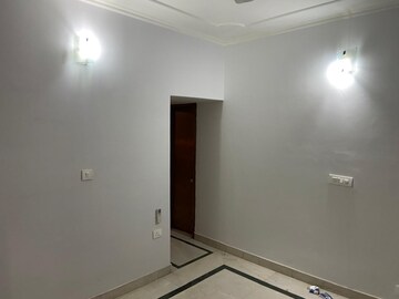  2 BHK Apartment at Vasant Kunj – for Sale