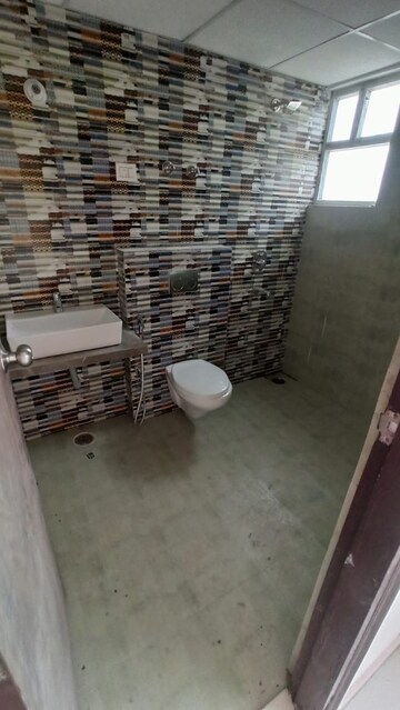 Attached Bathroom in 3 BHK Apartment at Neelkanth Dreamz, Raebareli Road – for Sale