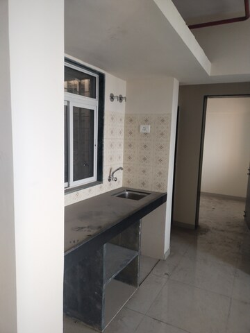 Room in 1 BHK Apartment at Ghatkopar East – for Rent