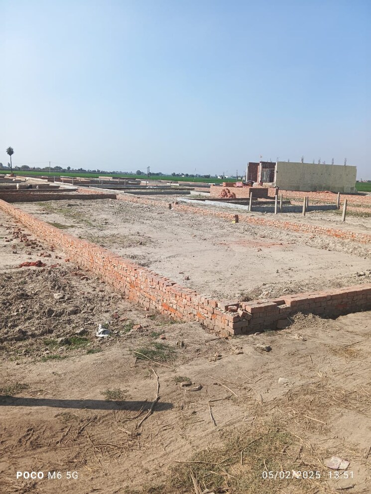 undefined, bhopani village  100 Sq.Yd. Plot In Bhopani Village Faridabad 8180512
