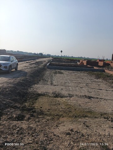  Plot For Sale in Bhopani Village