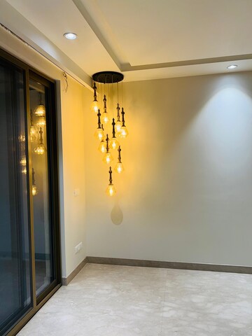 Room in 4 BHK Penthouse at Central Park I, Sector 42 – for Sale