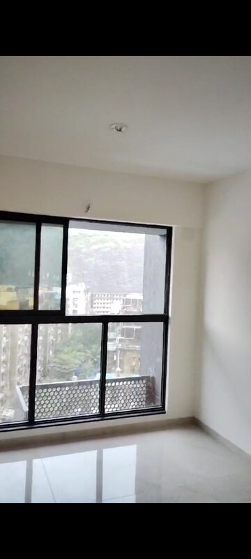Room in 1 BHK Apartment at Godrej Urban Park, Chandivali – for Rent