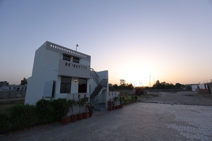 Exterior View, halwasiya-shivlar-sambandh 2 Bedroom 645 Sq.Ft. Independent House In Sultanpur Road Lucknow 8180553