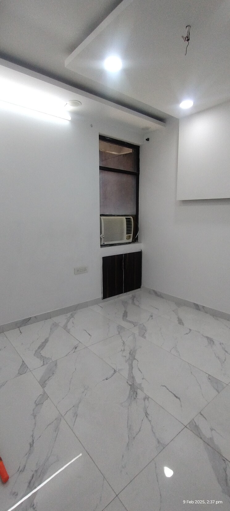 Room, sector 10 dwarka 3 Bedroom 1600 Sq.Ft. Apartment In Sector 10 Dwarka Delhi 8180554