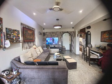Living Room in 2 BHK Apartment at Sheffield Towers, Andheri West – for Rent