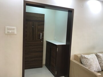 Room in 2 BHK Apartment at Pride Panchavati, Dhankawadi – for Rent