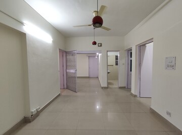 Room in 3 BHK Apartment at Vasant Kunj – for Rent