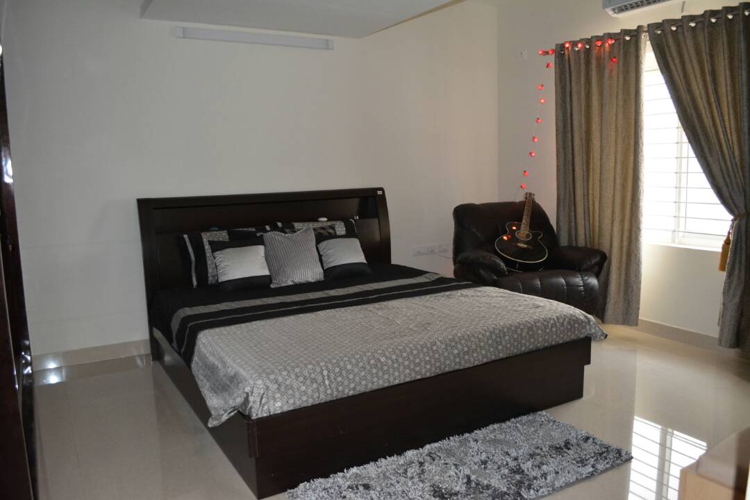 4 BHK + Servant Room Penthouse For Sale in Golden Key