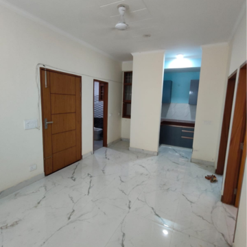 Room in 2 BHK Builder Floor at Saket – for Rent