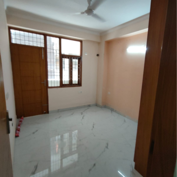 Room in 2 BHK Builder Floor at Saket – for Rent