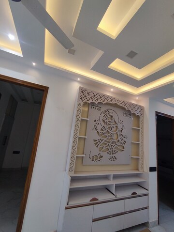 Furnished Amenities in 3 BHK Builder Floor at Puri Kohinoor, Sector 89 – for Rent
