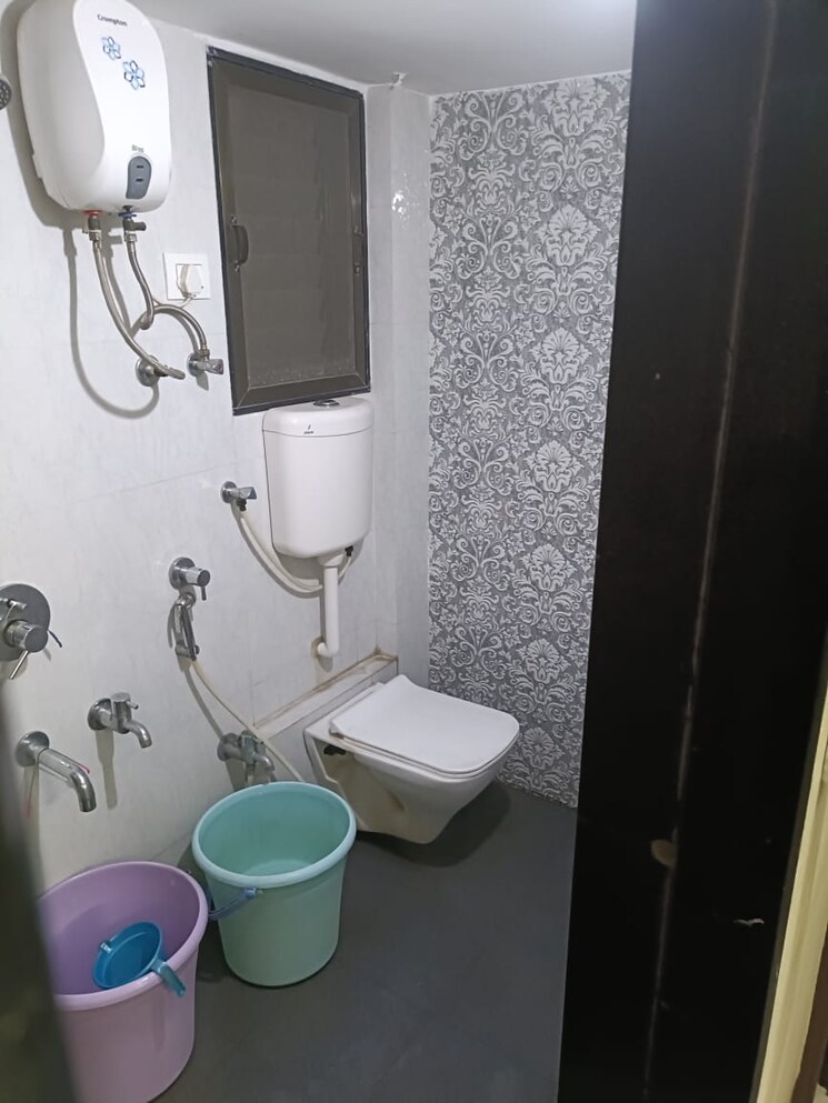 Bathroom, shreeji-avenue-kalyan 1 Bedroom 421 Sq.Ft. Apartment In Kalyan West Thane 8180633