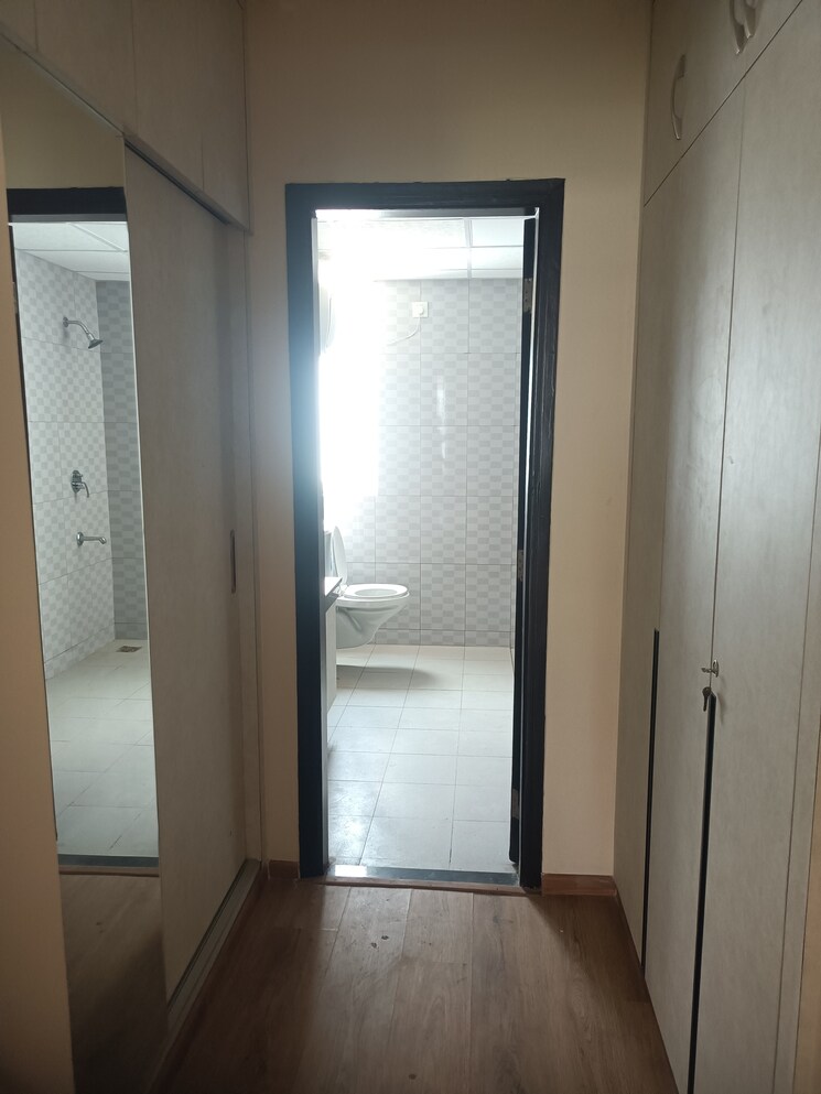 Bathroom, the-3c-lotus-panache 4 Bedroom 2550 Sq.Ft. Apartment In Sector 110 Noida 8180669