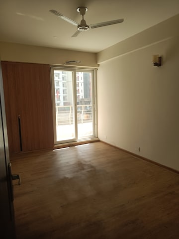 Room in 4 BHK Apartment at The 3C Lotus Panache, Sector 110 – for Rent