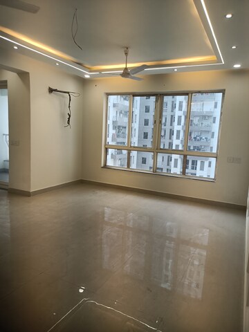 Room in 4 BHK Apartment at The 3C Lotus Panache, Sector 110 – for Rent
