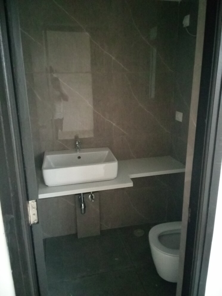Bathroom, kbj-one 2.5 Bedroom 987 Sq.Ft. Apartment In Goregaon West Mumbai 8180724