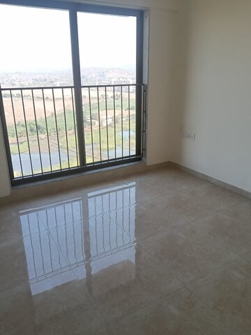 Room in 1 BHK Apartment at Nakshatra Pride-I, Naigaon East – for Rent