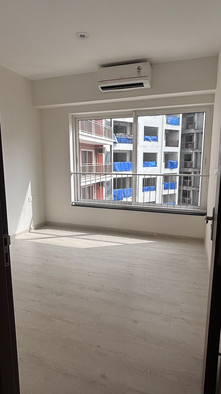 Room, kohat enclave 3 Bedroom 1800 Sq.Ft. Builder Floor In Kohat Enclave Delhi 8180763