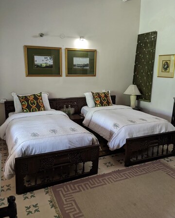 Bedroom in 3 BHK Builder Floor at Kohat Enclave – for Sale