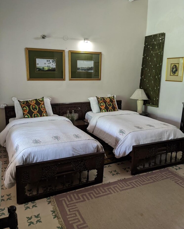Bedroom, kohat enclave 3 Bedroom 1800 Sq.Ft. Builder Floor In Kohat Enclave Delhi 8180774