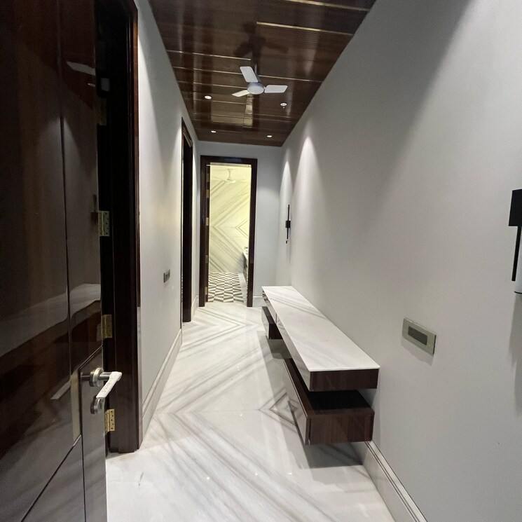 undefined, chattarpur 5 Bedroom 2450 Sq.Yd. Villa In Chattarpur Delhi 8180804