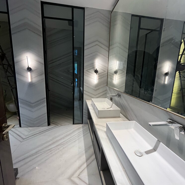 Balcony, chattarpur 5 Bedroom 2450 Sq.Yd. Villa In Chattarpur Delhi 8180804