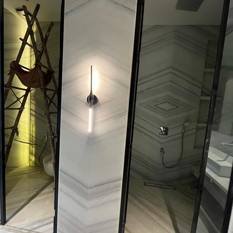 Bathroom, chattarpur 5 Bedroom 2450 Sq.Yd. Villa In Chattarpur Delhi 8180804