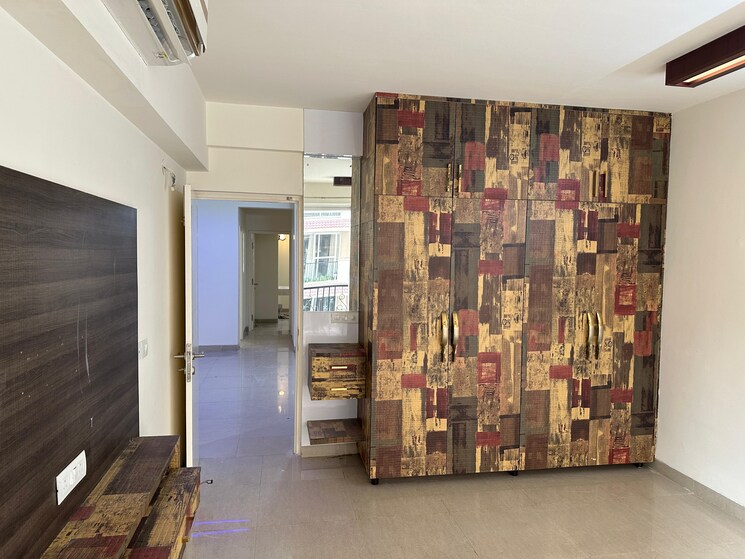 Living Room, emaar-emerald-floors-premier 4 Bedroom 1975 Sq.Ft. Builder Floor In Sector 65 Gurgaon 8180850