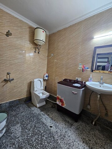 Attached Bathroom in 1 BHK Builder Floor at Freedom Fighters Enclave – for Rent