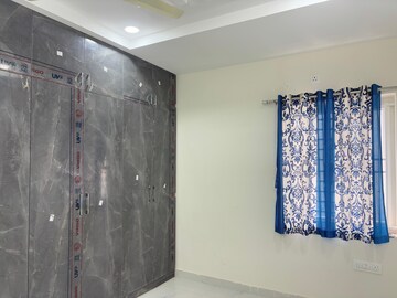 Bedroom in 3 BHK Builder Floor at Kondapur – for Rent