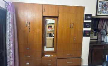 Furnished Amenities in 3.5 BHK Apartment at Rohini Sector 9 – for Sale