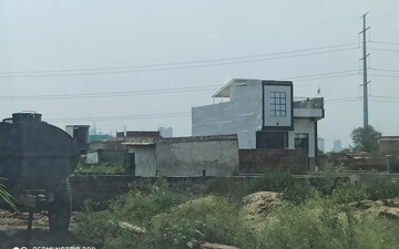 Plot For Sale in Sector 142