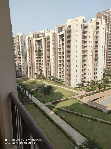 2 BHK Apartment For Rent in Supertech Czar Suites, Omicron I Greater Noida
