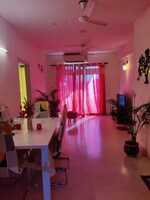 3 BHK 196 Sq.Yd. Builder Floor in BPTP Astaire Gardens