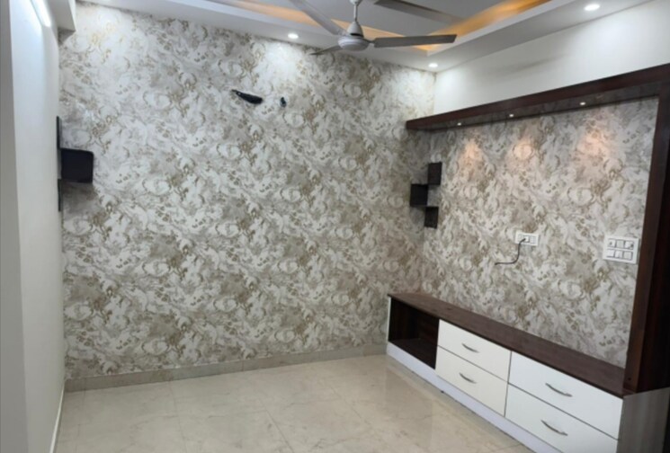 Room, peer mucchalla 3 Bedroom 1560 Sq.Ft. Builder Floor In Peer Mucchalla Zirakpur 8181405