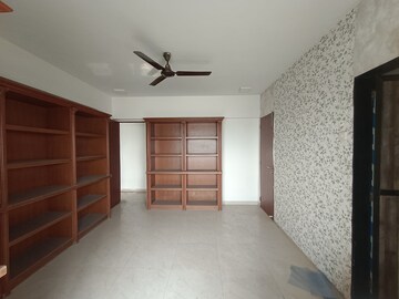 Room in 3 BHK Apartment at Vanashree CHS, Seawoods – for Rent
