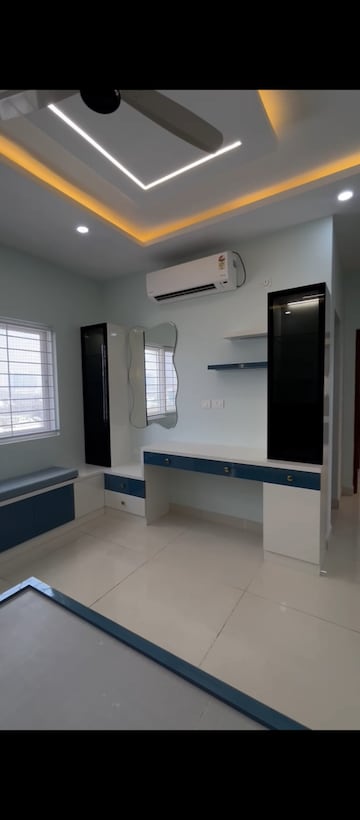 Room in 3.5 BHK Apartment at Prestige Tranquil, Kokapet – for Rent