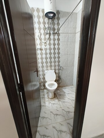 Bathroom in 3 BHK Builder Floor at Sector 55 – for Rent