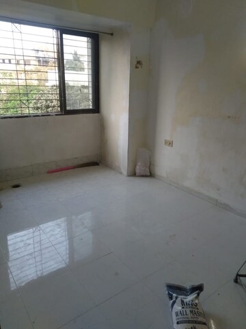 Room in 1 BHK Apartment at Tilak Nagar Building, Tilak Nagar – for Rent