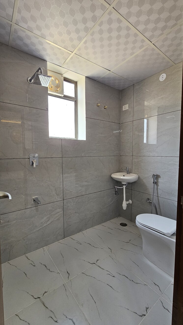 Bathroom, parth-sunrise 2 Bedroom 1100 Sq.Ft. Apartment In Narsinghpura Jaipur 8181558