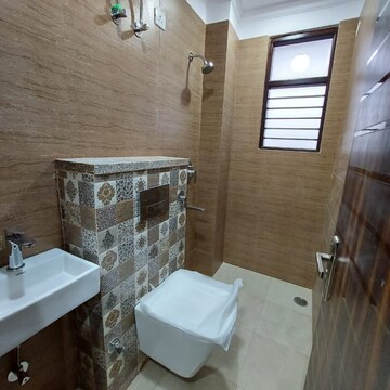 Attached Bathroom in 3 BHK Builder Floor at Ansal API Esencia, Sector 67 – for Rent